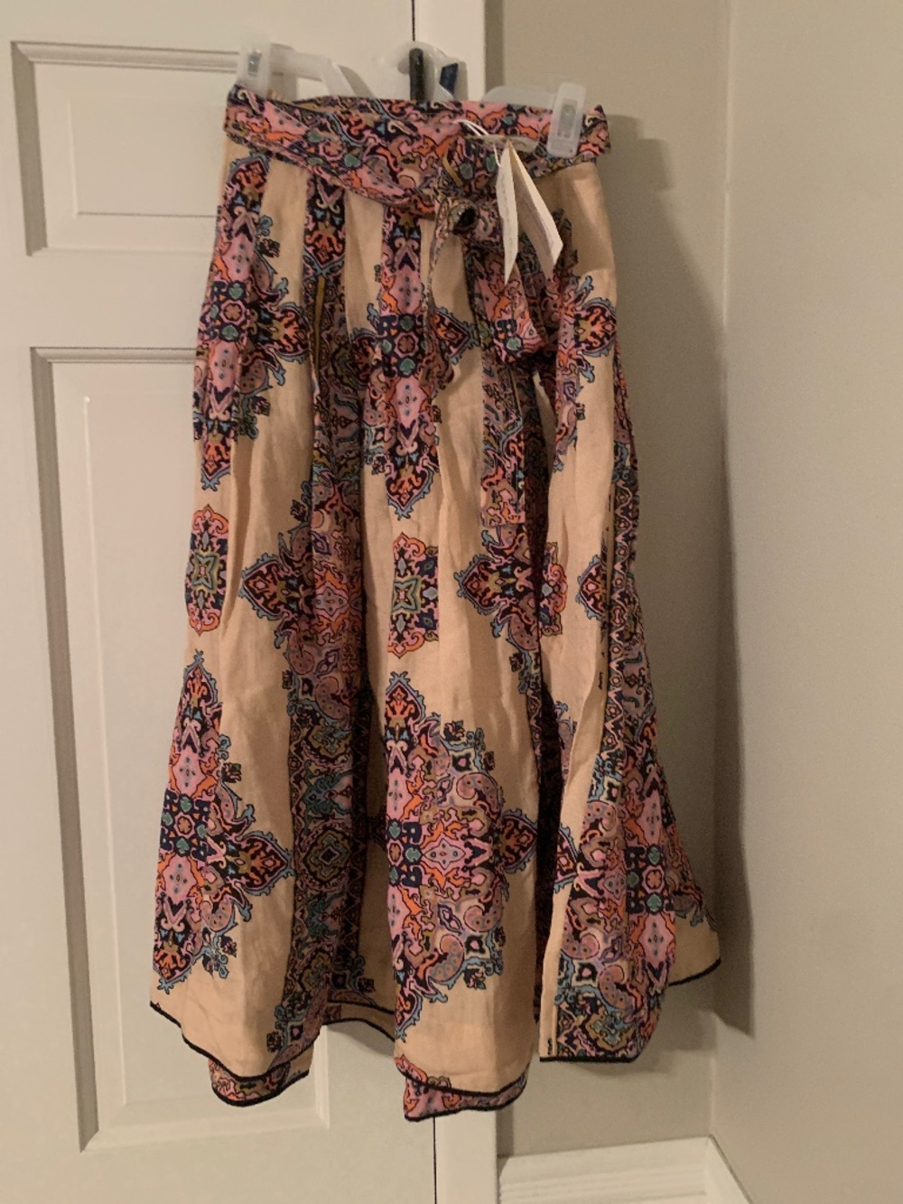 NWT Love the Label Martine Medallion print skirt, size small